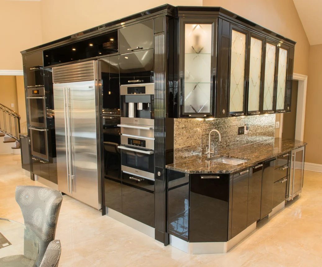 Factory Direct Sales High Gloss Black U-Shape Medium Kitchen Cabinet Modern Kitchen Furniture Design