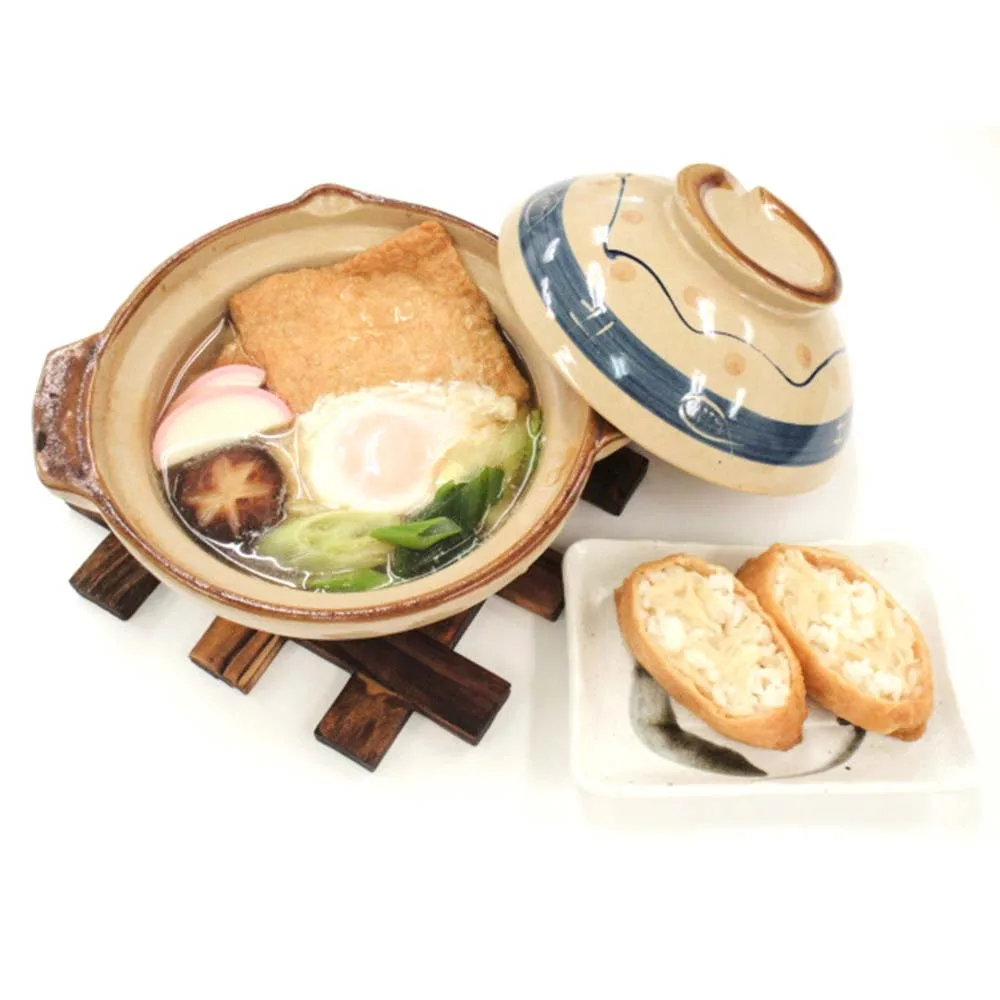 
Yummy жирные закуски тофу ajitsuke, японская лапша, Инари, суши для веганов 
