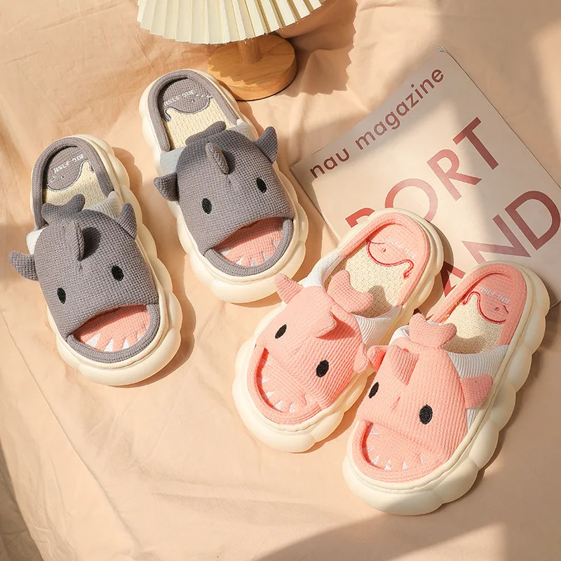 2024 Women Fashion Sandals High Quality Summer Soft Shark Animal Cow Frog Slides Indoor Slippers Fuzzy Slipper Soft Slipper