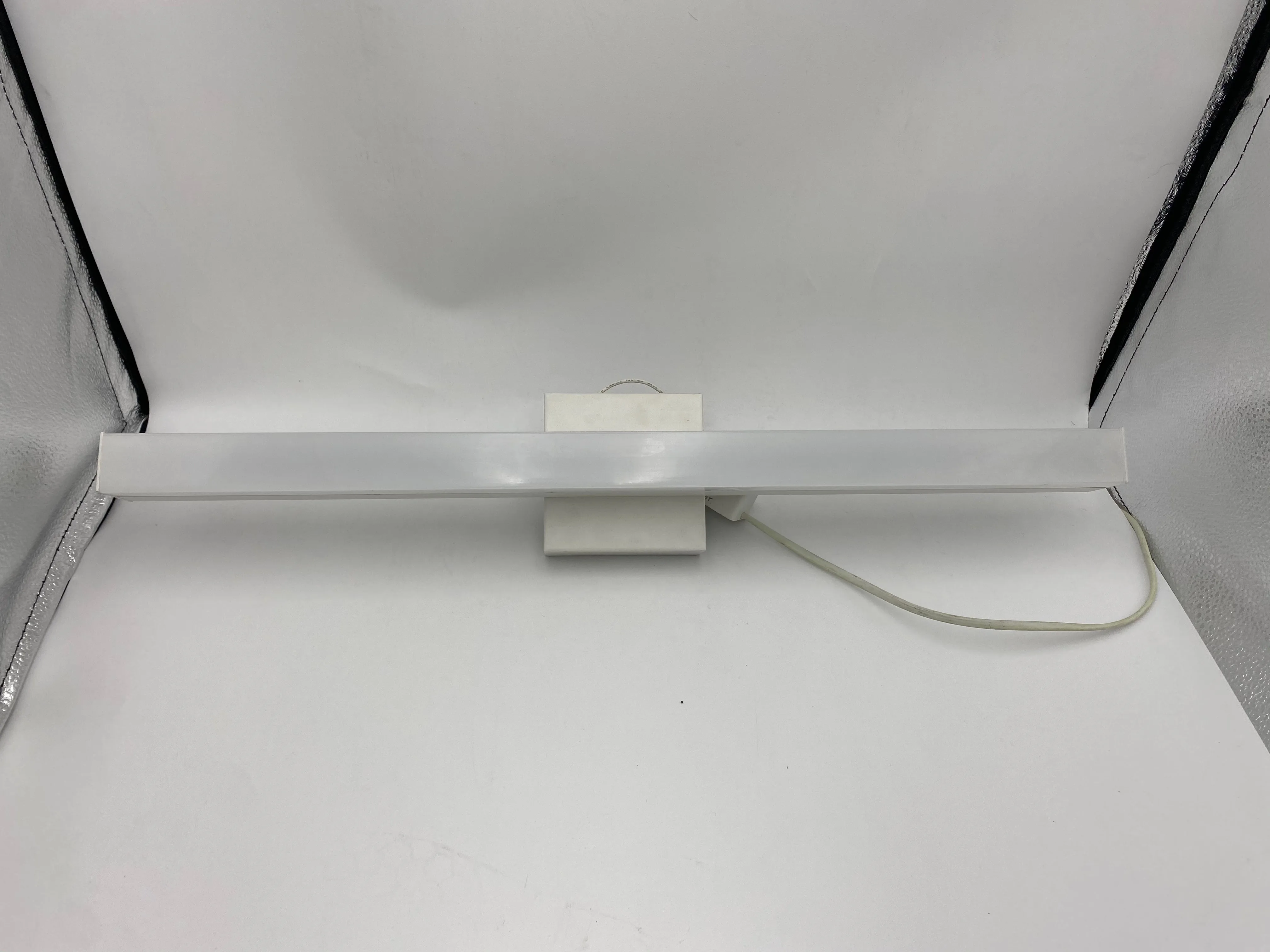 High Quality Aluminum Durable PC Diffuser Bathroom LED CCT 3000K 4000K Vanity Light Ip44 Mirror Lamp