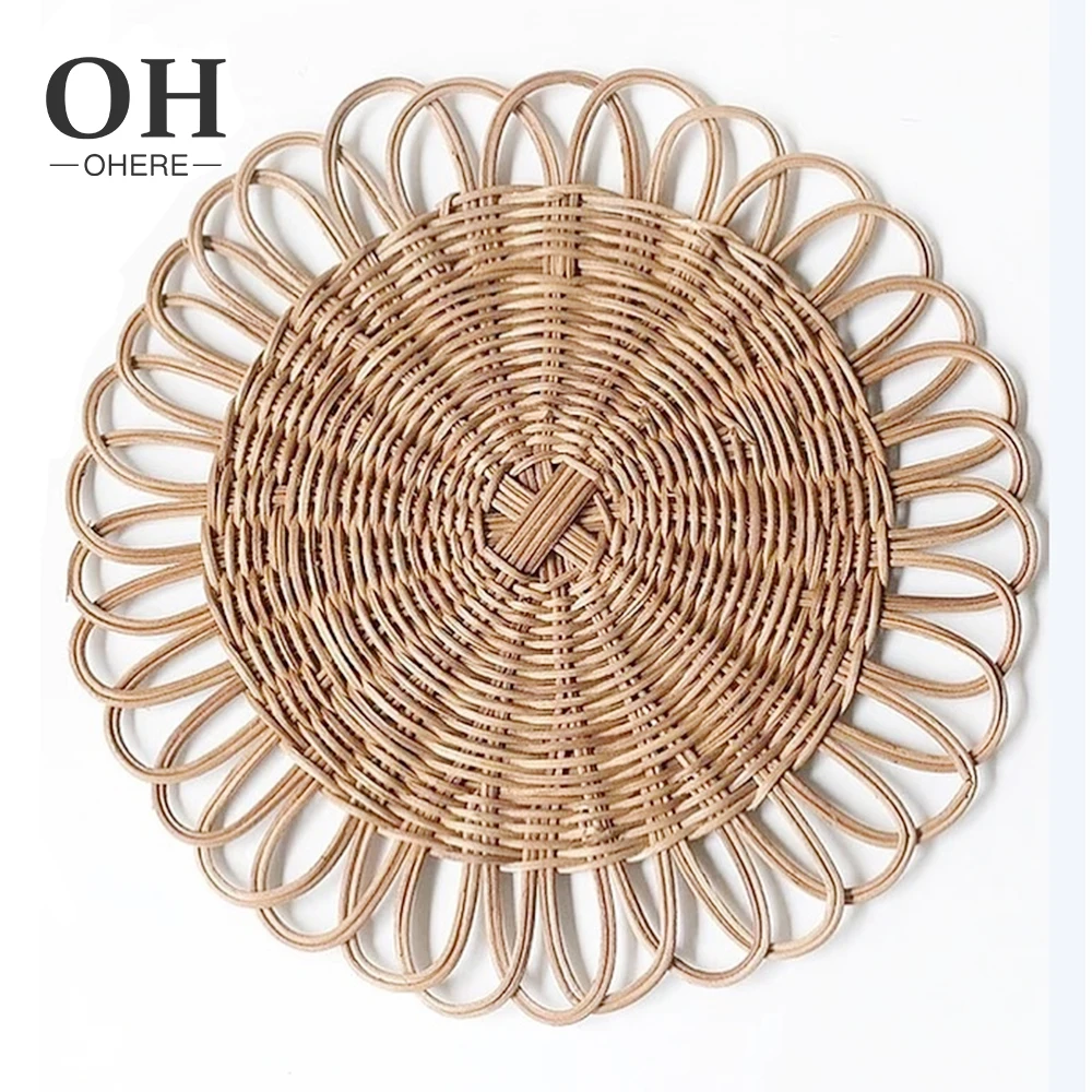 Wholesale rattan wedding underplates creative hand carved wicker flower party charger plate royal style rattan charger plates