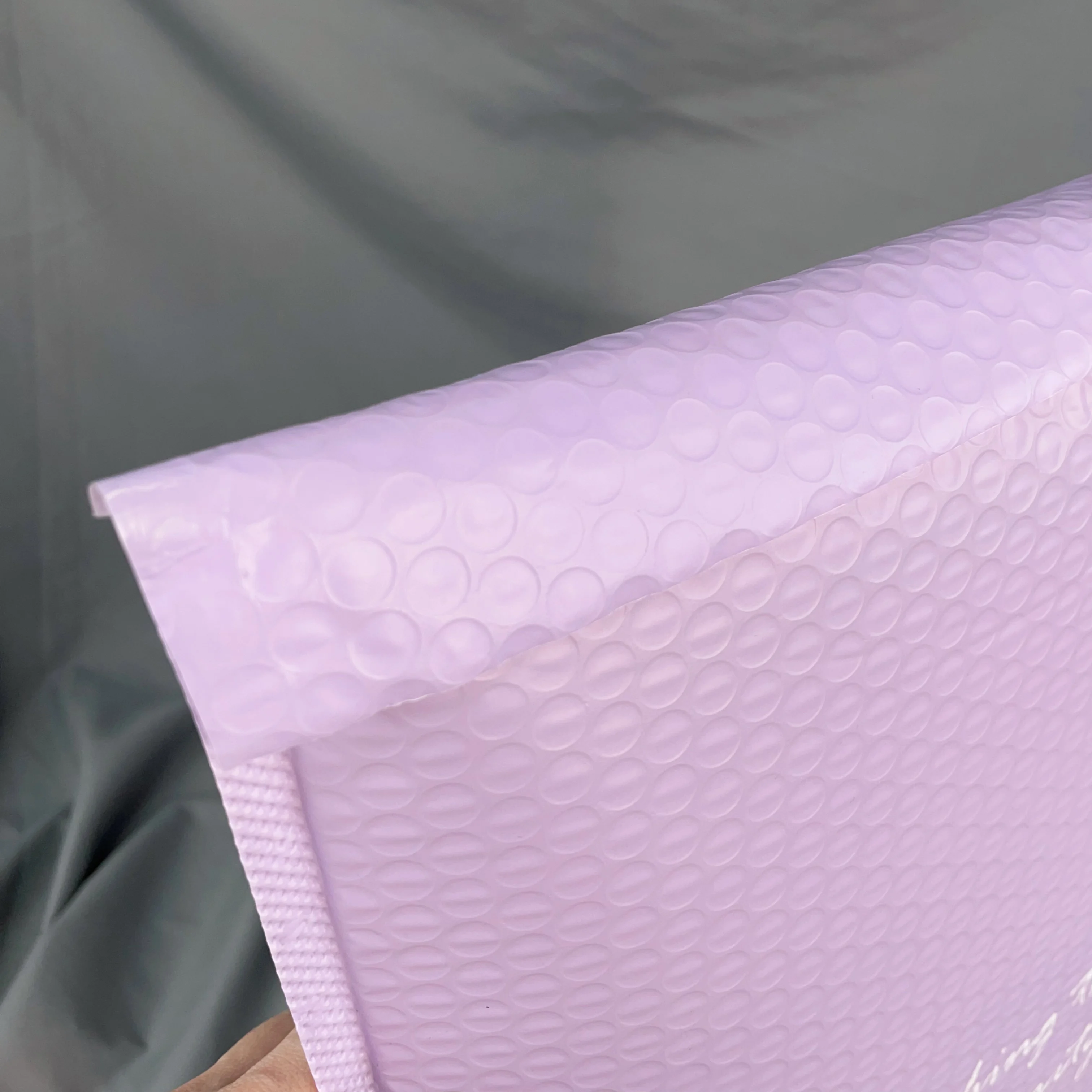 Custom Logo Purple Color Shipping Postal Courier Poly Bubble Mailer Bags Plastic Padded Envelopes Cosmetics Bubble Mailing Bag