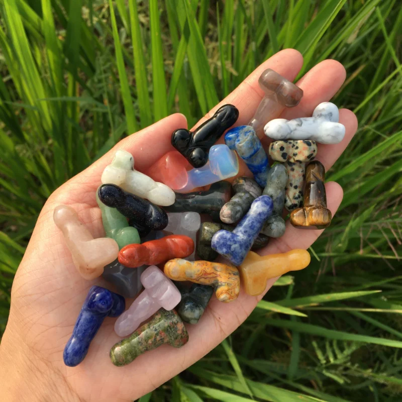30MM Natural Crystal Carvings Mini Carved Crystal Penis Bulk Gemstone Dildo For Girls Gift