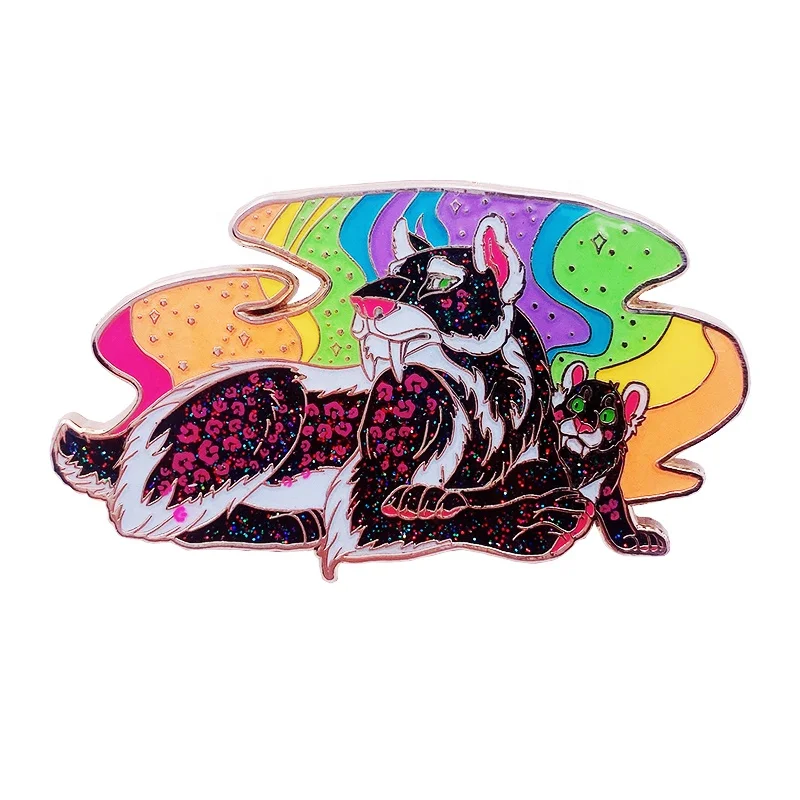 Custom Father Cheetah And Baby Cheetah Lapel Pin Beautiful Colorful Design Black Glitter Gold Metal Badge For Friend Gift