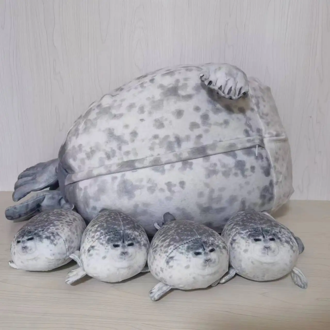 Newstar Seal Pillow Cute Seal Plush Toy with 4 Baby Seal Plushies in Her Tummy Cotton Stuffed Animals Gift for Kids