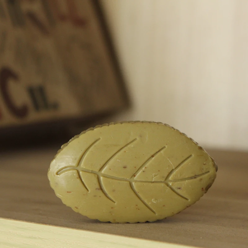 Wholesale/Custom Natural No Chemistry Verbal Leaf shape Mini Hand and Bathing Soaps