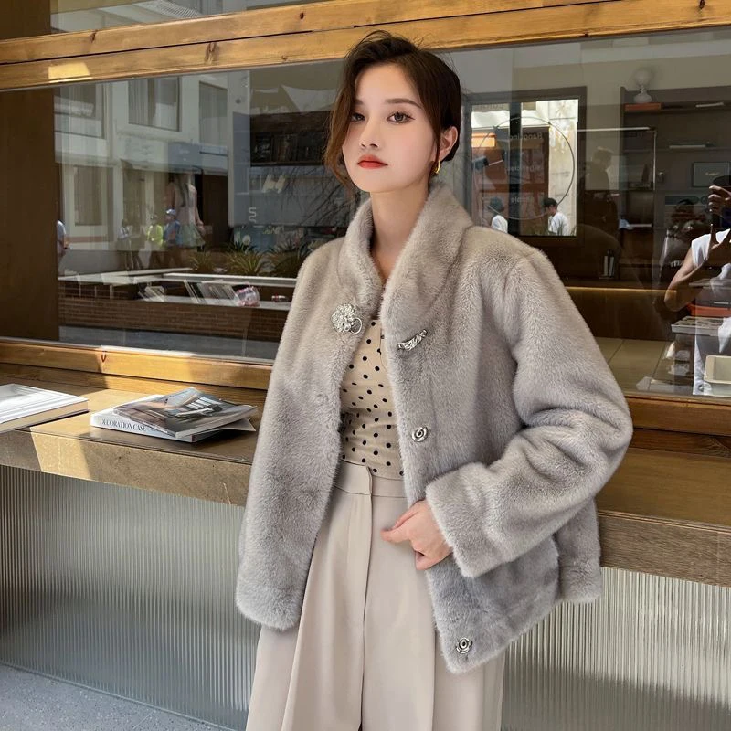 Wholesale Ladies Long Winter Coats Fashionable Slim Overcoat with Short Fake Fur XS Size Faux Mink Parka Jacket for Women