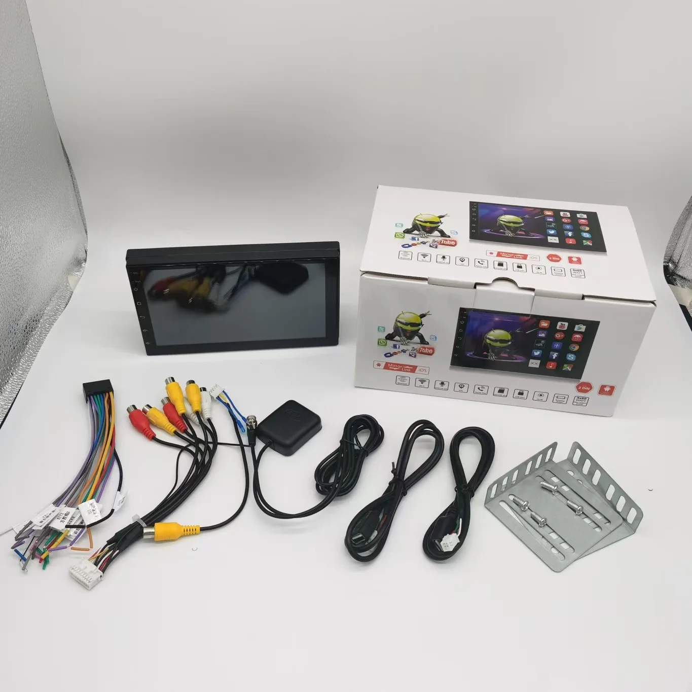 Car mounted 7-inch MP5 universal Android large screen central control navigation 2.5D screen Bluetooth radio all-in-one machine