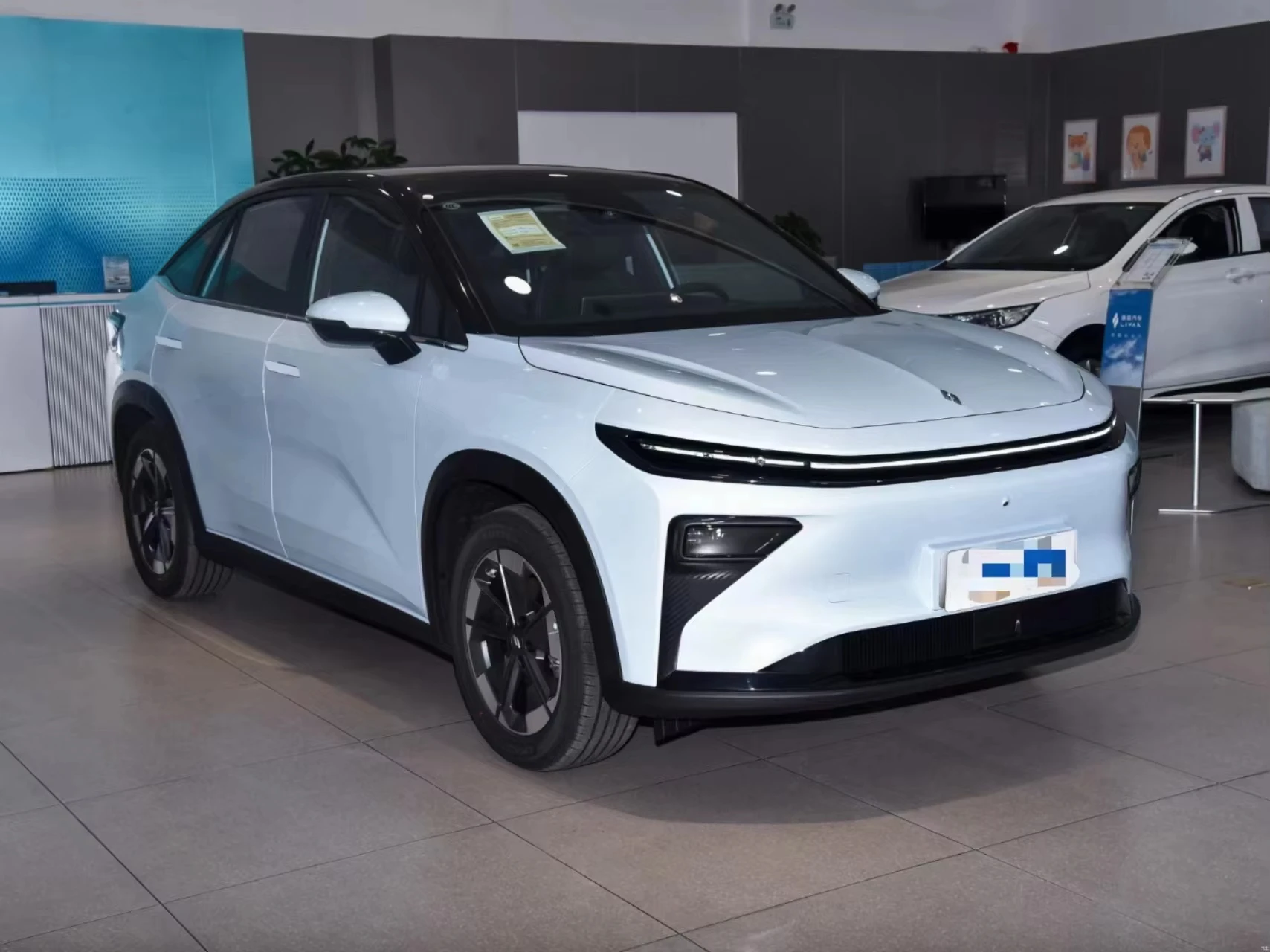 Лидер продаж чистый электрический внедорожник Geely Livan 7 для взрослых 450/605 км дальнего действия новые энергетические автомобили Ev City
