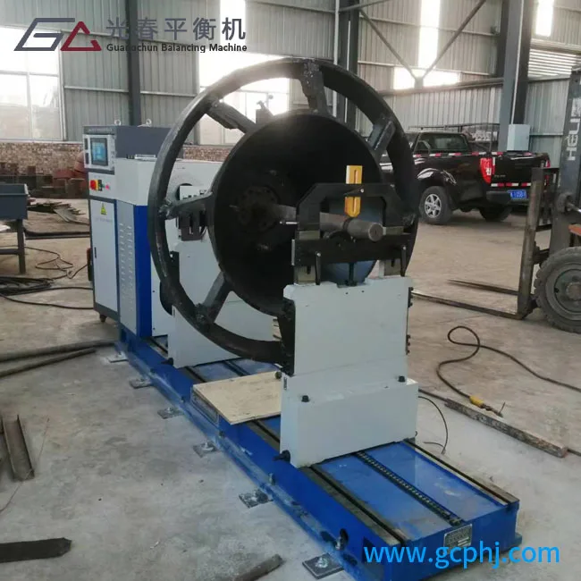 Industrial Rubber Roller Dynamic Balancing Correction Machine for Sale