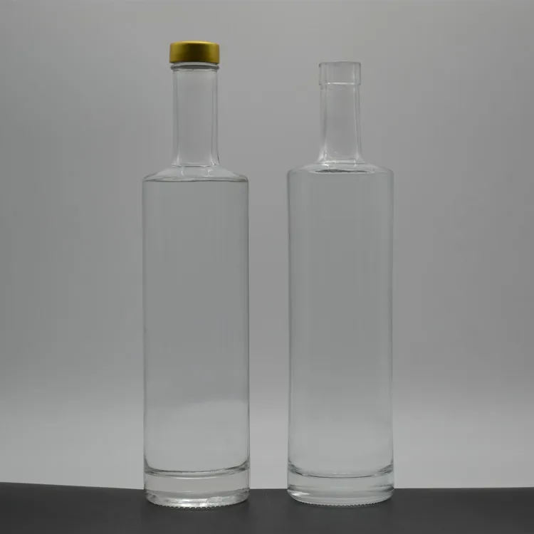 High quality  750ml customized design color paint Vodka whiskey tequila gin rum  glass spirits bottle with cork type