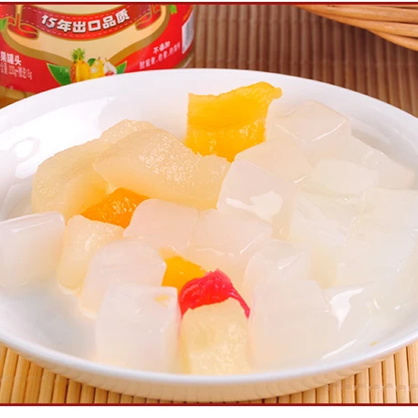
410g Delicious canned fresh fruit cocktail in light syrup in China on sale 
