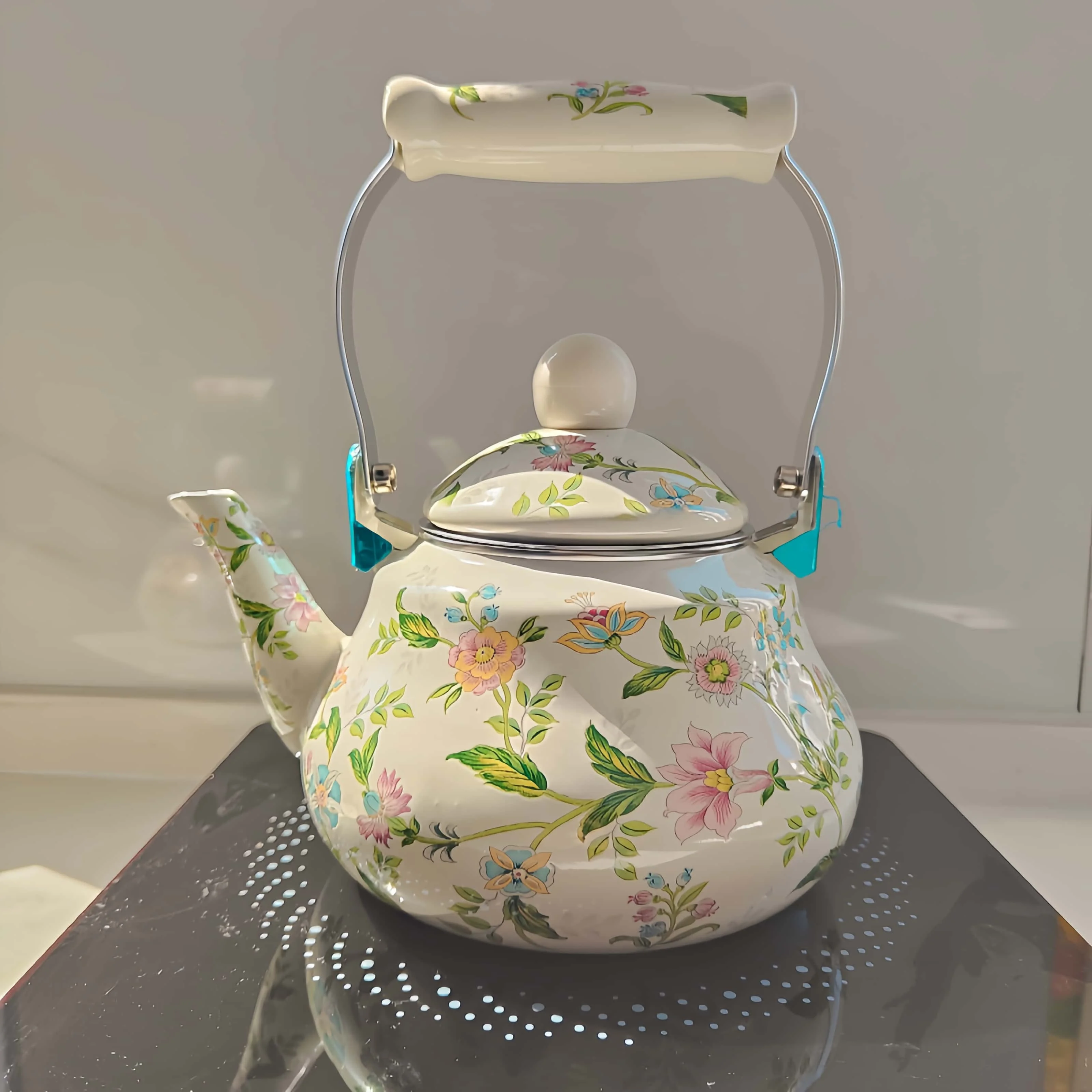 Enameled Vintage with Leakage 1.5 Liter Boiling Kettle Tea Kettle Enameled Porcelain Kettle