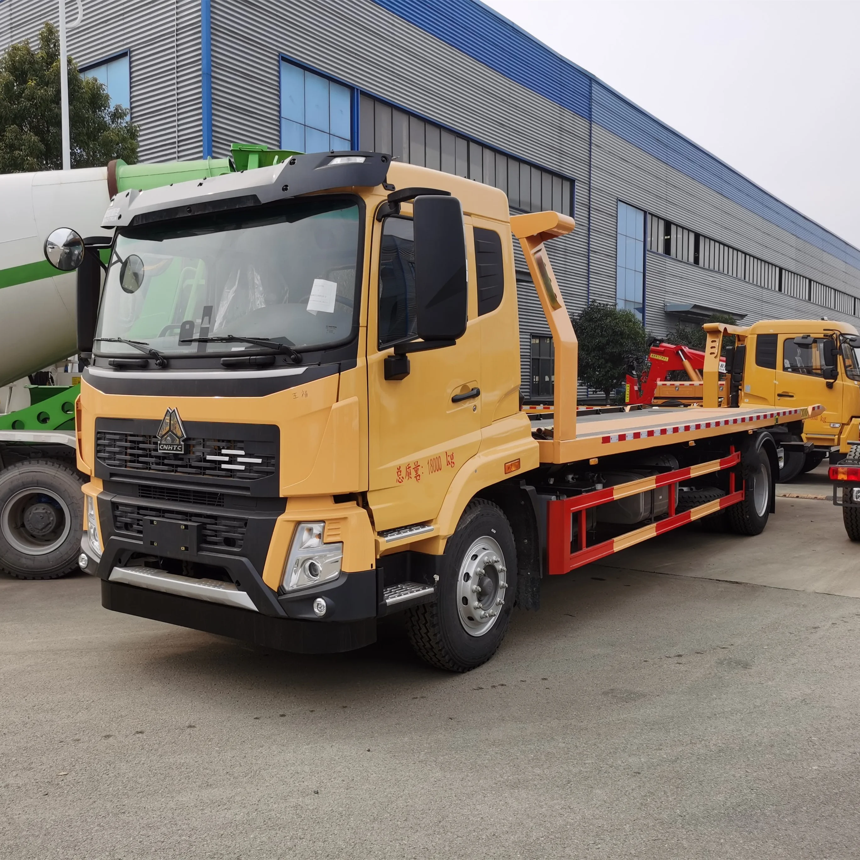 Hot sale IZUSU HOWO FOTON JAC long bed slide tray light duty road rescue wrecker flatbed tow truck