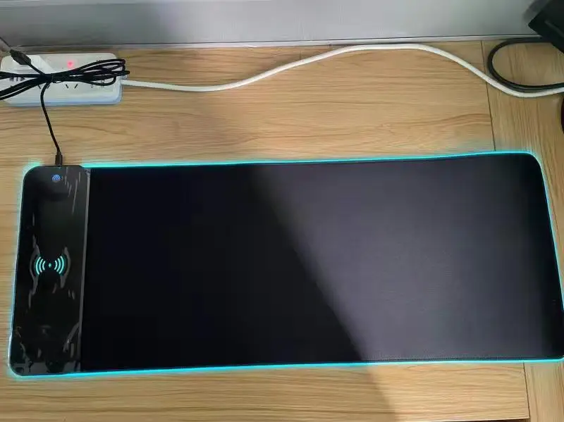 Беспроводной коврик для мыши с зарядным устройством Удлиненный Rgb индивидуальный 3xl чистый игровой