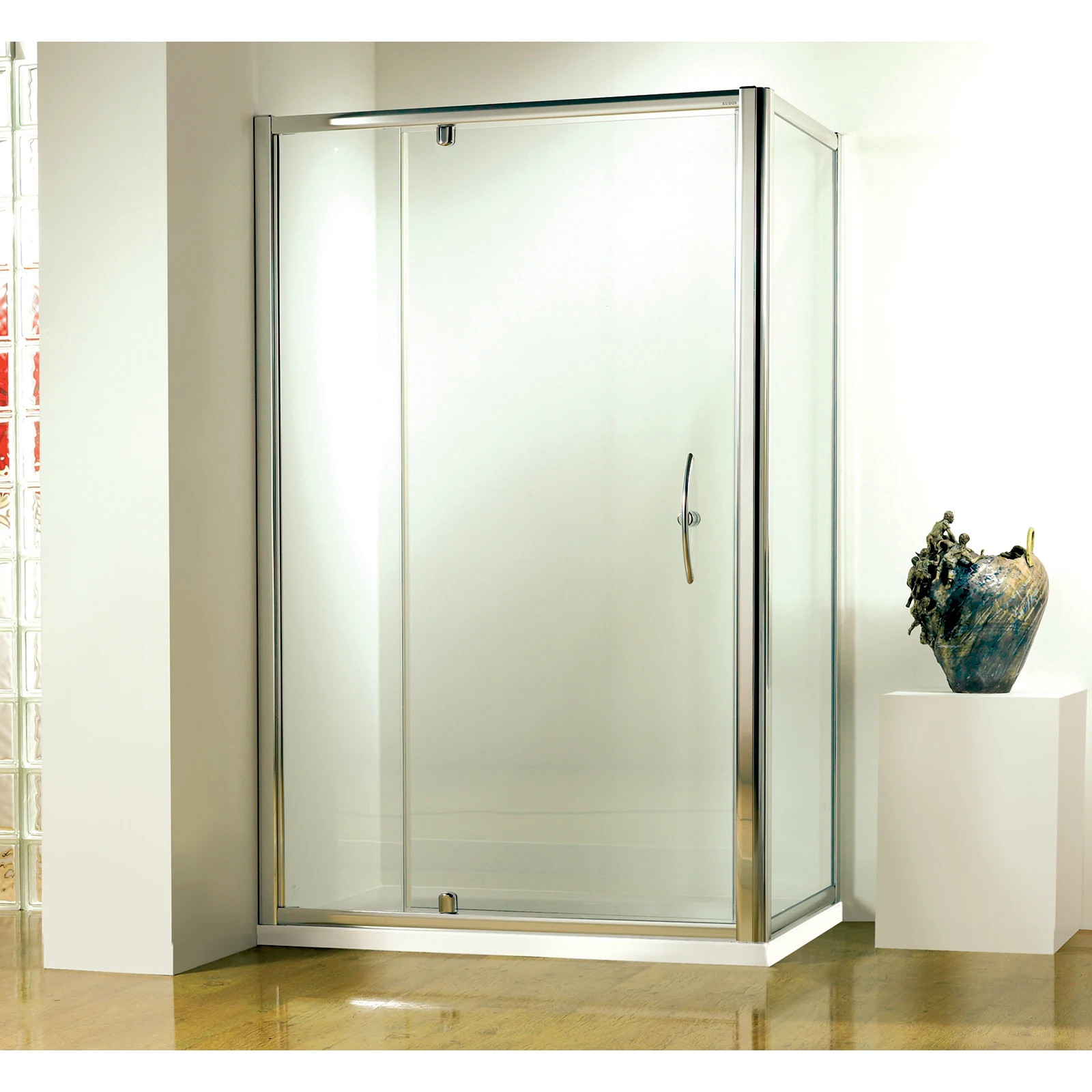 Hot selling shower box with ABS tray corner Bathroom Shower cabin or sided shower pivot door