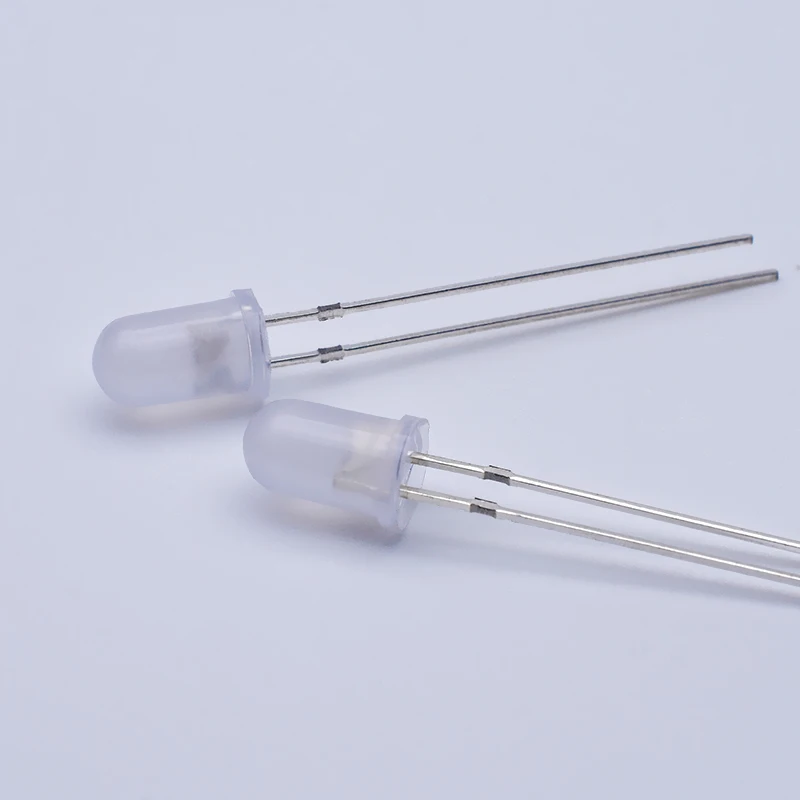 CZINELIGHT Factory 5mm Round Top Diffused pink Dip Led Diode