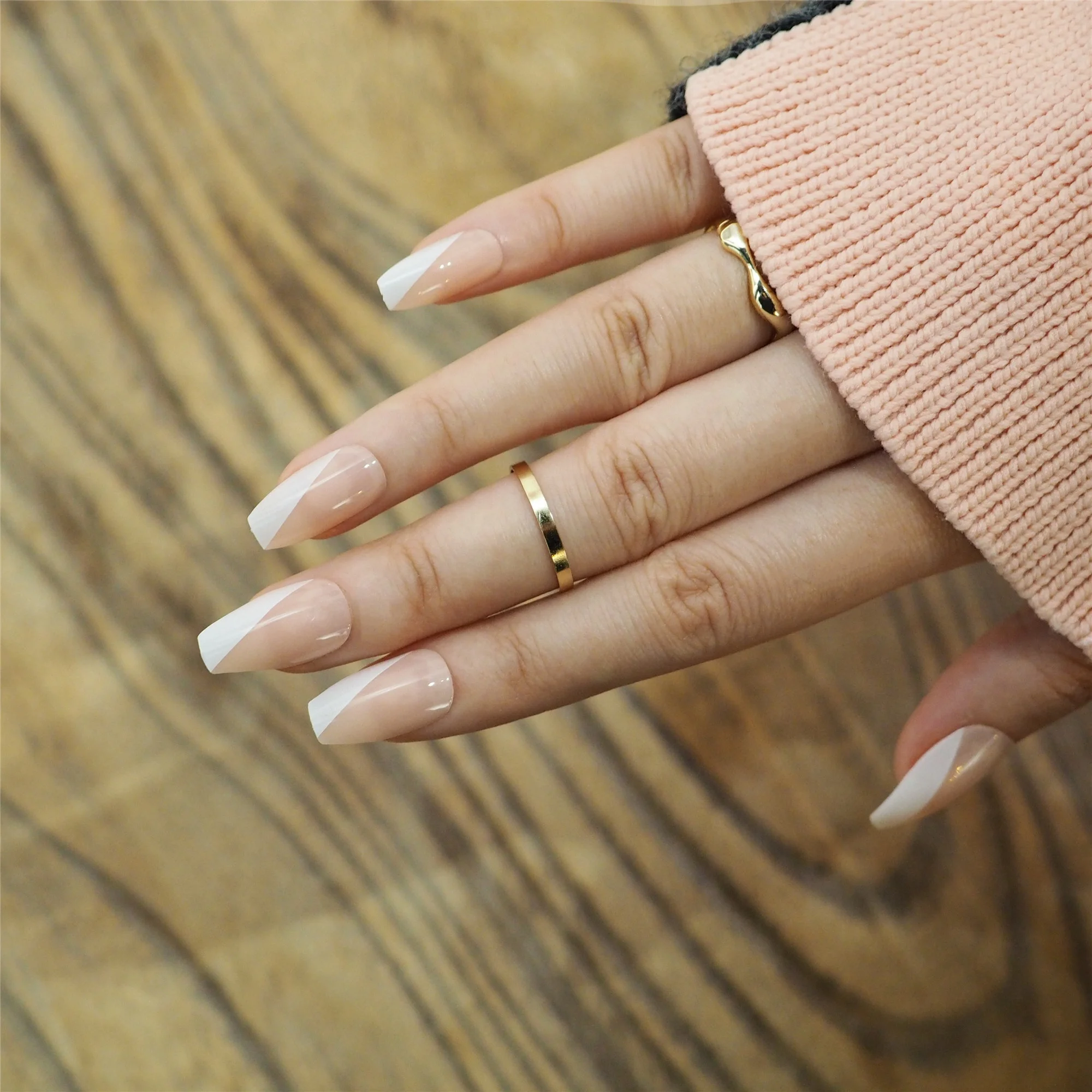 Wholesale Price Nude Slanted French Manicure Press On High-quality Fake Nails Short Coffin