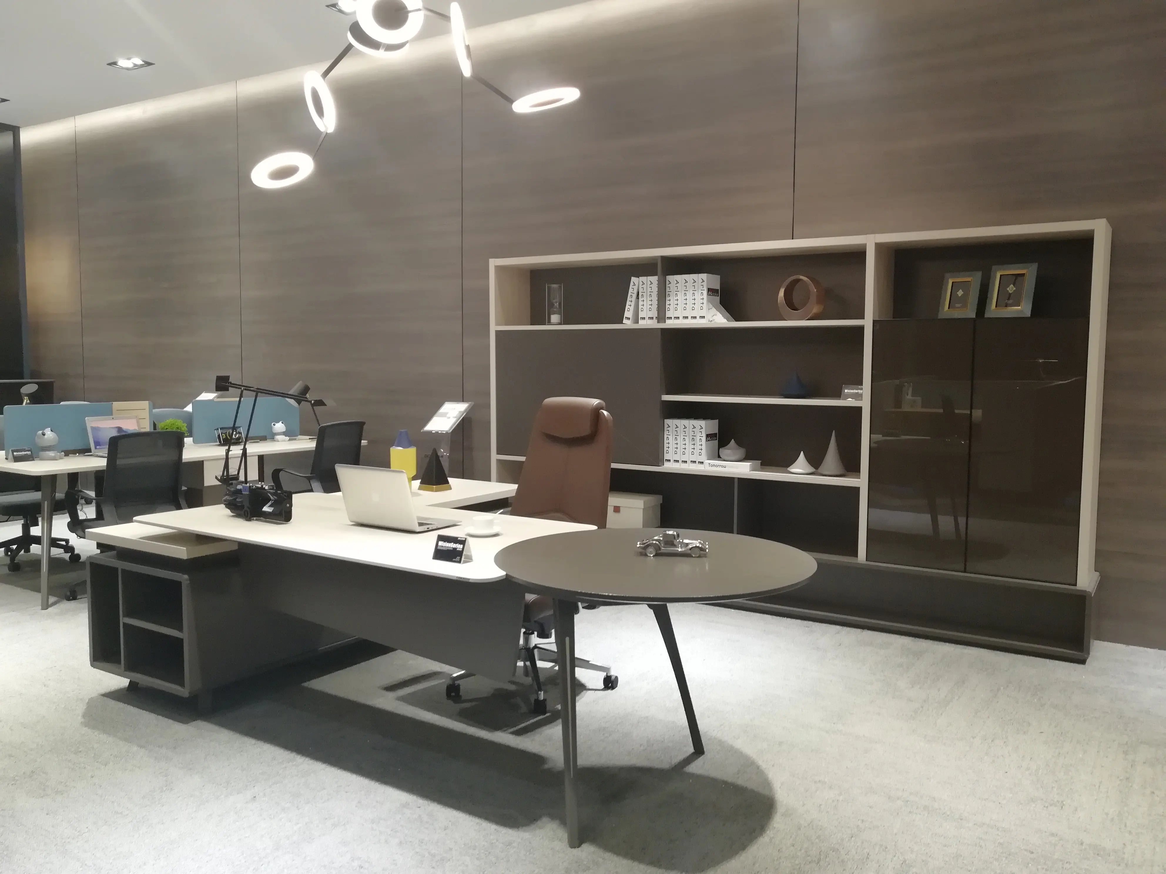 Modern Design Popular Sale Wooden Office Executive Desk OEM Open Space Office Furniture