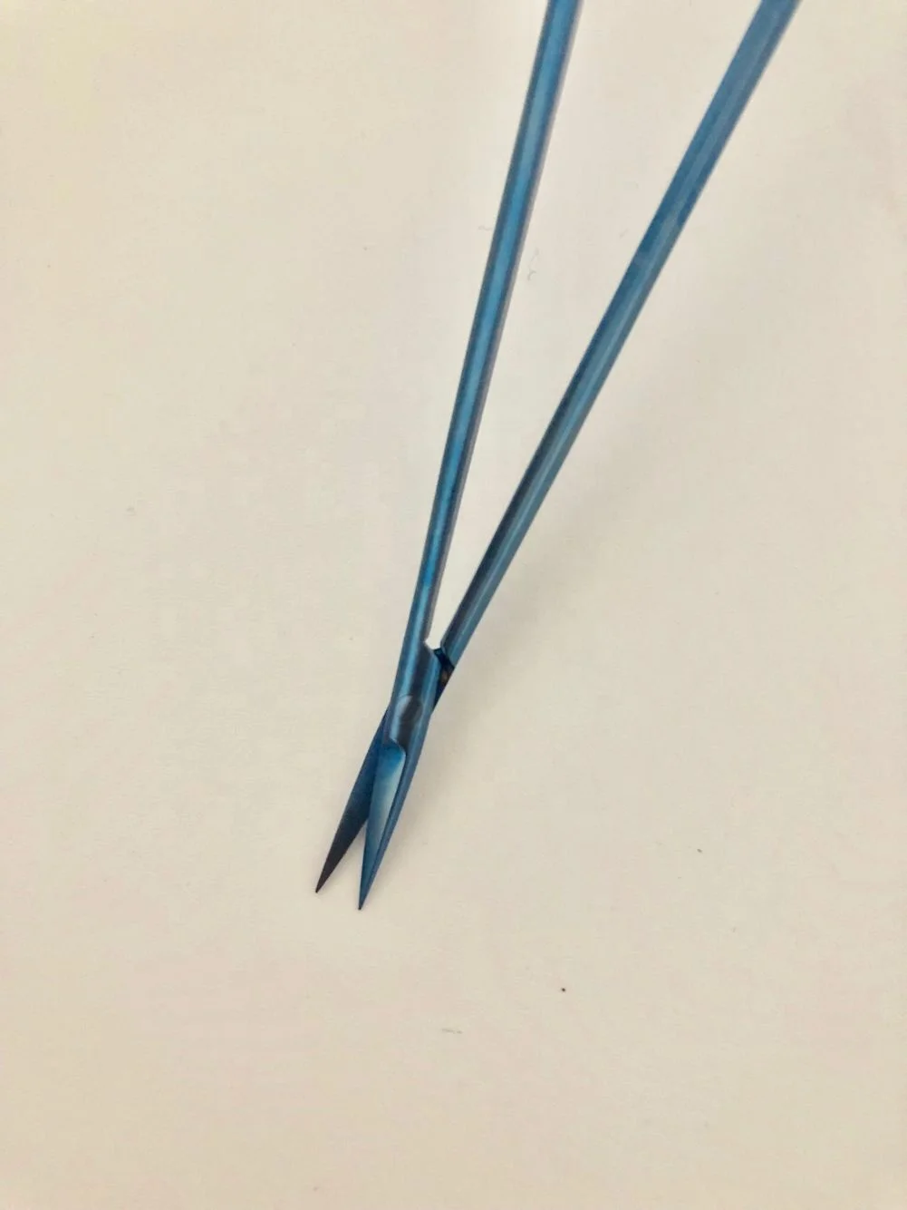 
Straight sharp Micro Scissors Neurosurgery/Yasargil titanium Micro Scissors 