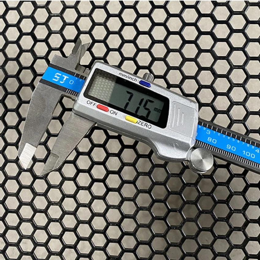 Slot Hole Stainless Steel Perforated Metal Mesh for Guardrail, Isolation and Screening/Aluminum Wire Mesh