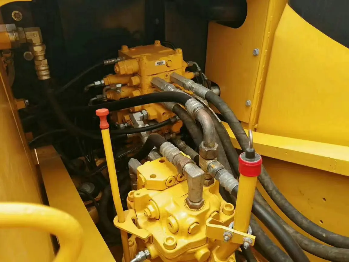 Оригинальный японский экскаватор Komatsu PC160LC 16-тонный мини-экскаватор pc160lc-7 pc160-8 pc160 подержанный в хорошем состоянии