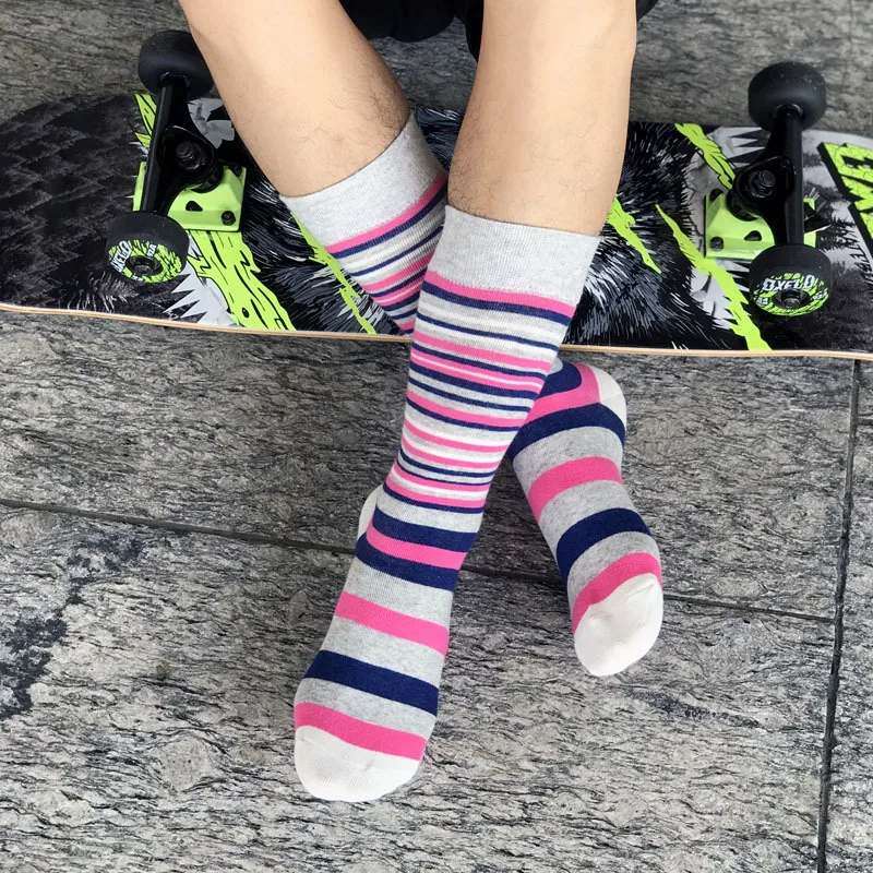 Cotton Custom Logo Design Different Knitting Position Stripe Color Bulk Mens Socks