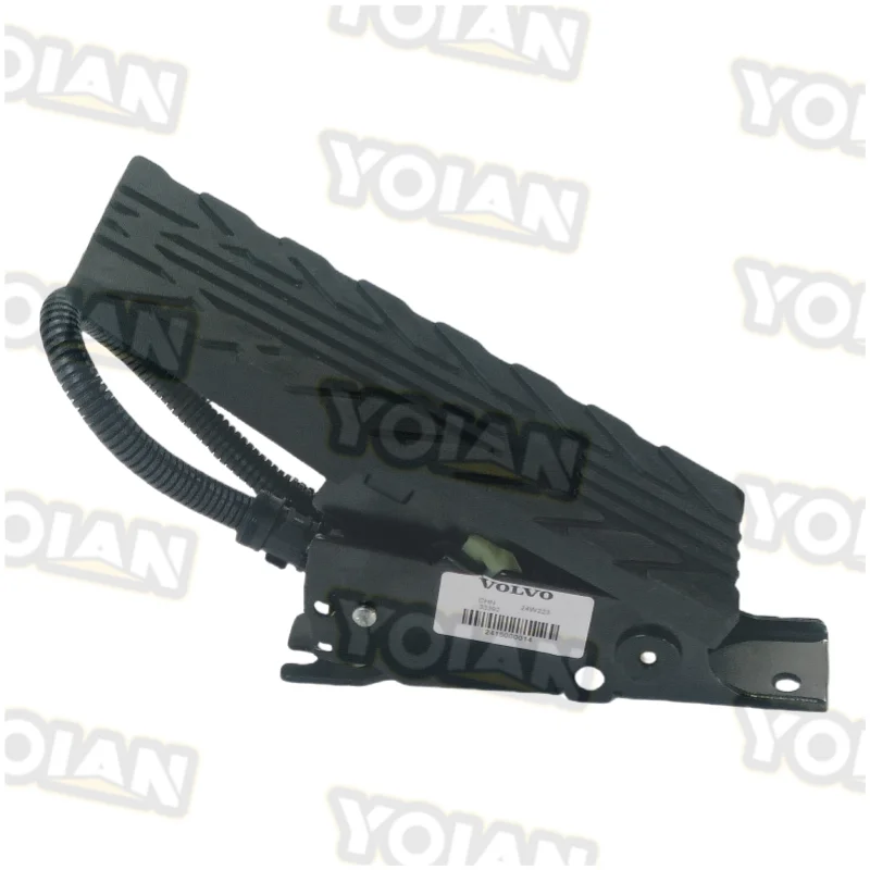 Hydraulic travel pilot foot valve brake valve 17429183 for wheel loaders L110H L120H L150H L180H L220H L260H