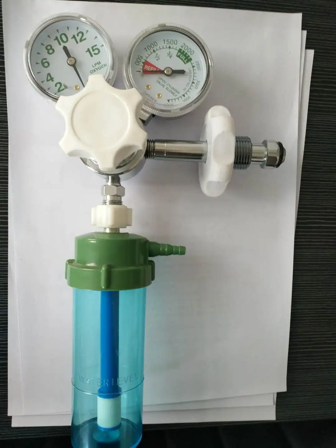 Professional Medical oxigen flow meter regulator medical oxygen gas cylinder regulator for sale