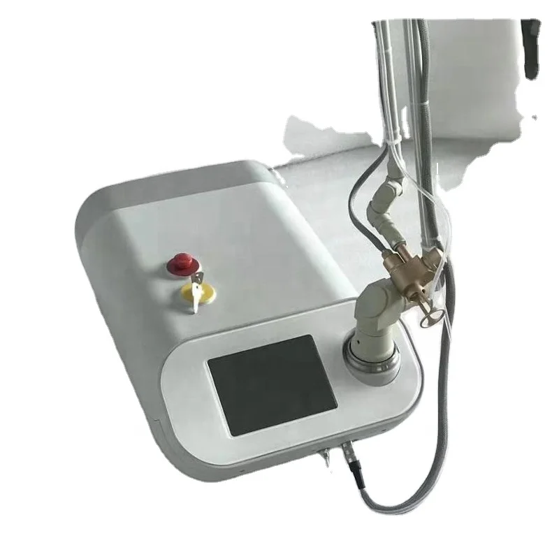 Factory sells a portable model of the best skin stretch marks removal 10600nm 4D co2 fractional laser vaginal tightening machine