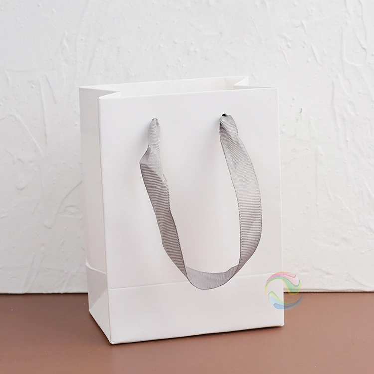 Luxury Eco Custom LOGO Made Matte Black Colored Small Jewelry Paper Bag