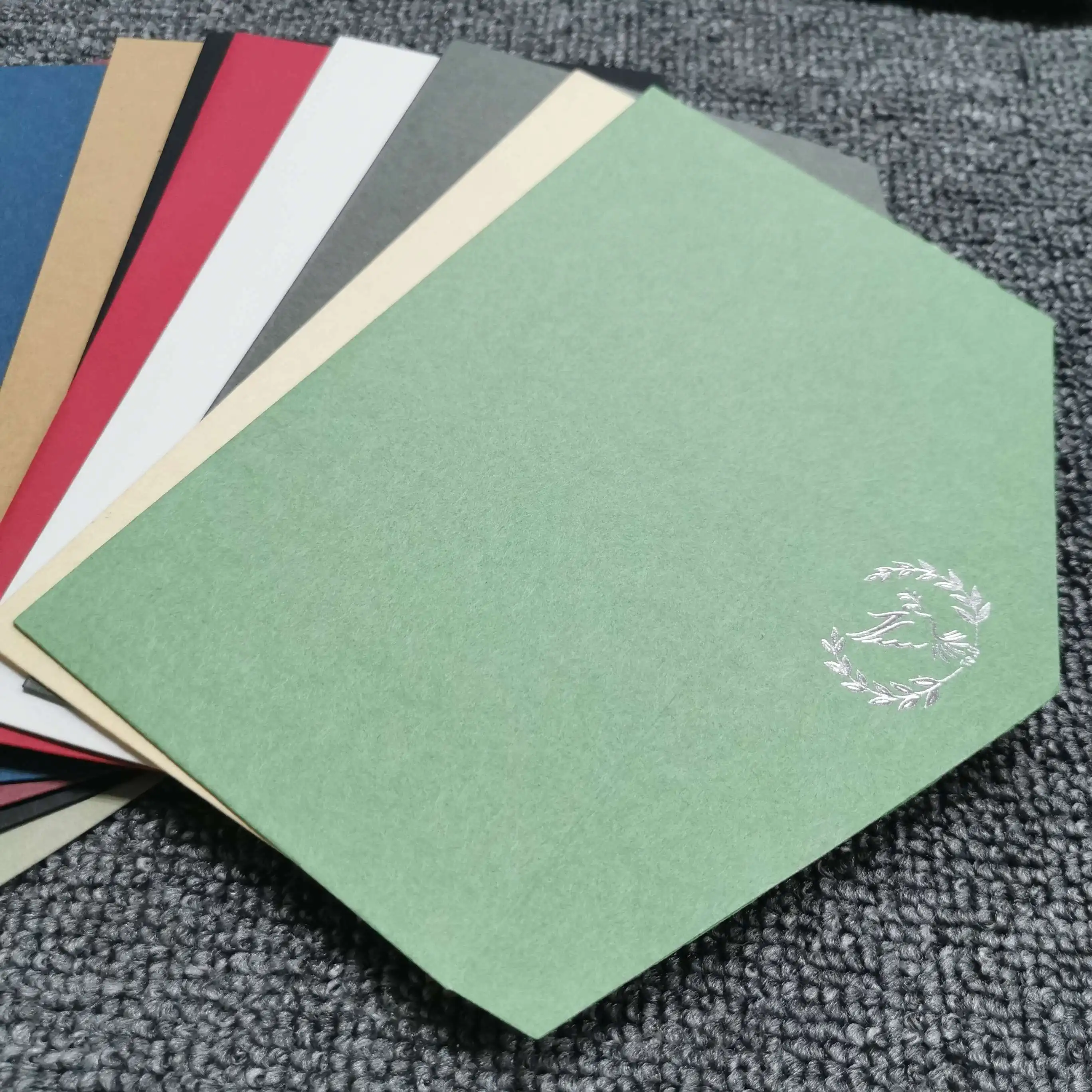 High Quality Custom Printing A7 B6 C5 Size Paper Envelope For Gift Cards Red envelopes