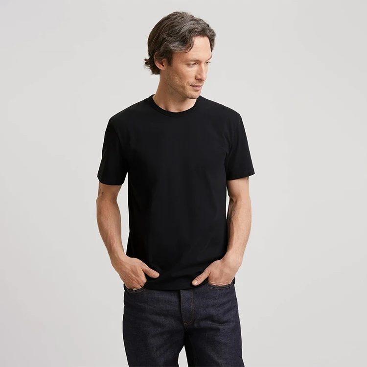 Slim Fit индивидуальный дизайн логотипа Мужская повседневная одежда футболка оптом пользовательский