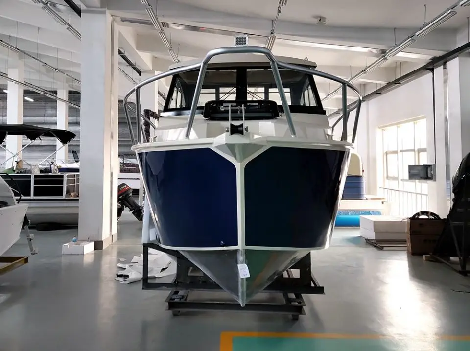 Profisher 7.5m Passenger fishing boat with engine aluminum boat brands center console boat