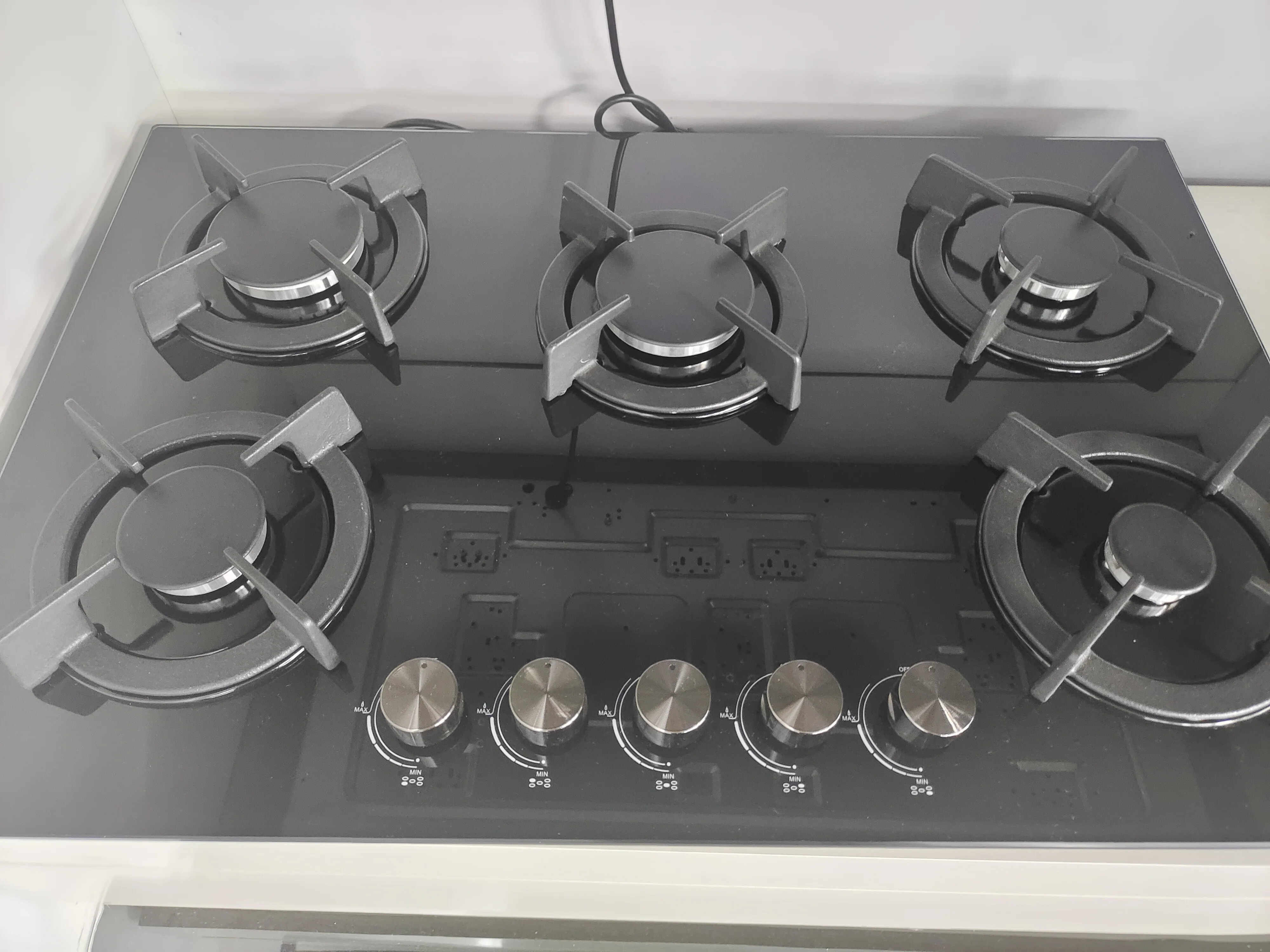 Professional Manufacturer Tempered Glass Built In Gas Stove Cooktop Gas Hob 5 Burner Aluminum Burner Built In Gas Hob