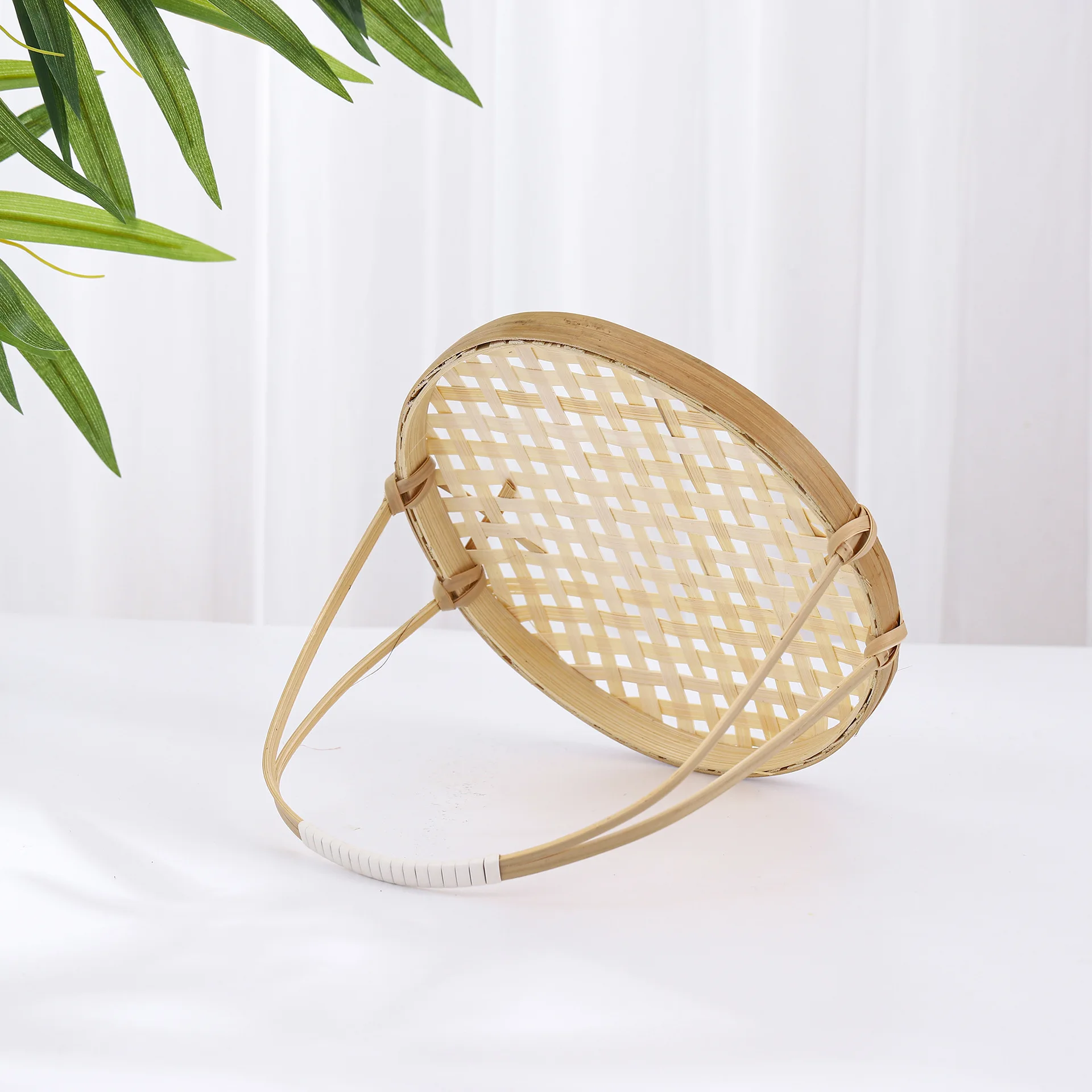 Hot Sale Nature Multi Color Weaving Storage Woven Basket Miniature Vietnam Home Handmade Mini Decorative Bamboo Basket