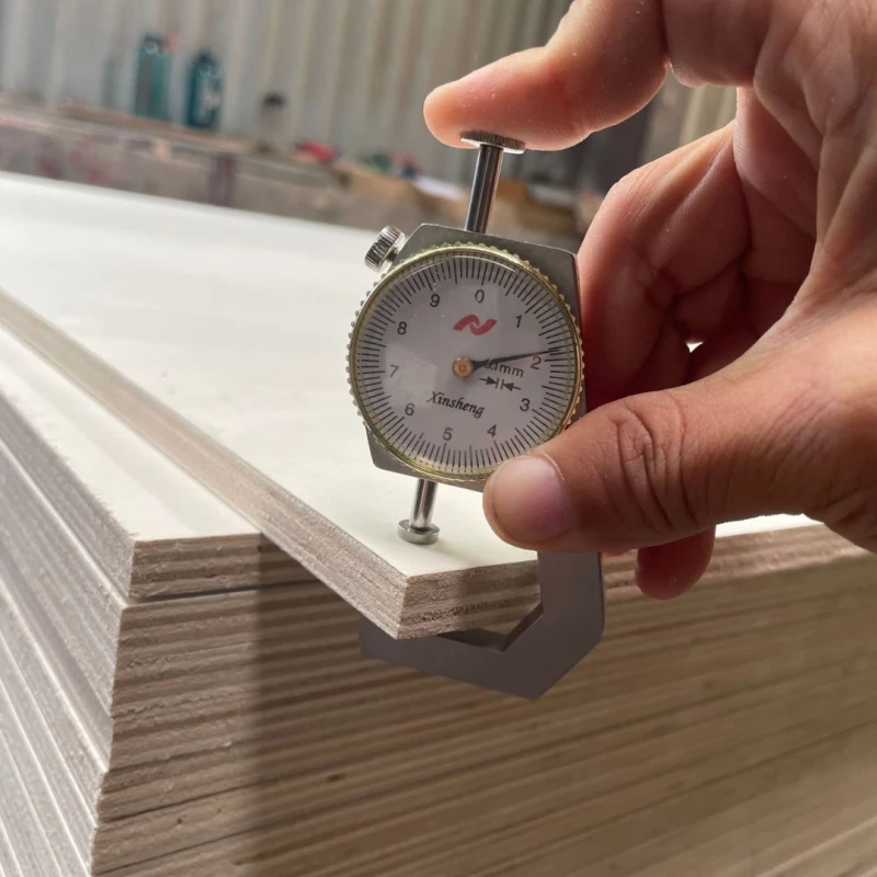 Bleached Poplar Veneer Plywood 0706