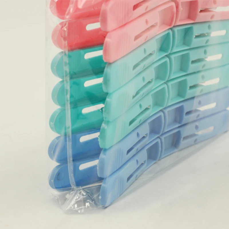 
fashion 16PCS mixed color cheap plastic cloth pegs small pegs for houseware cloth clips 