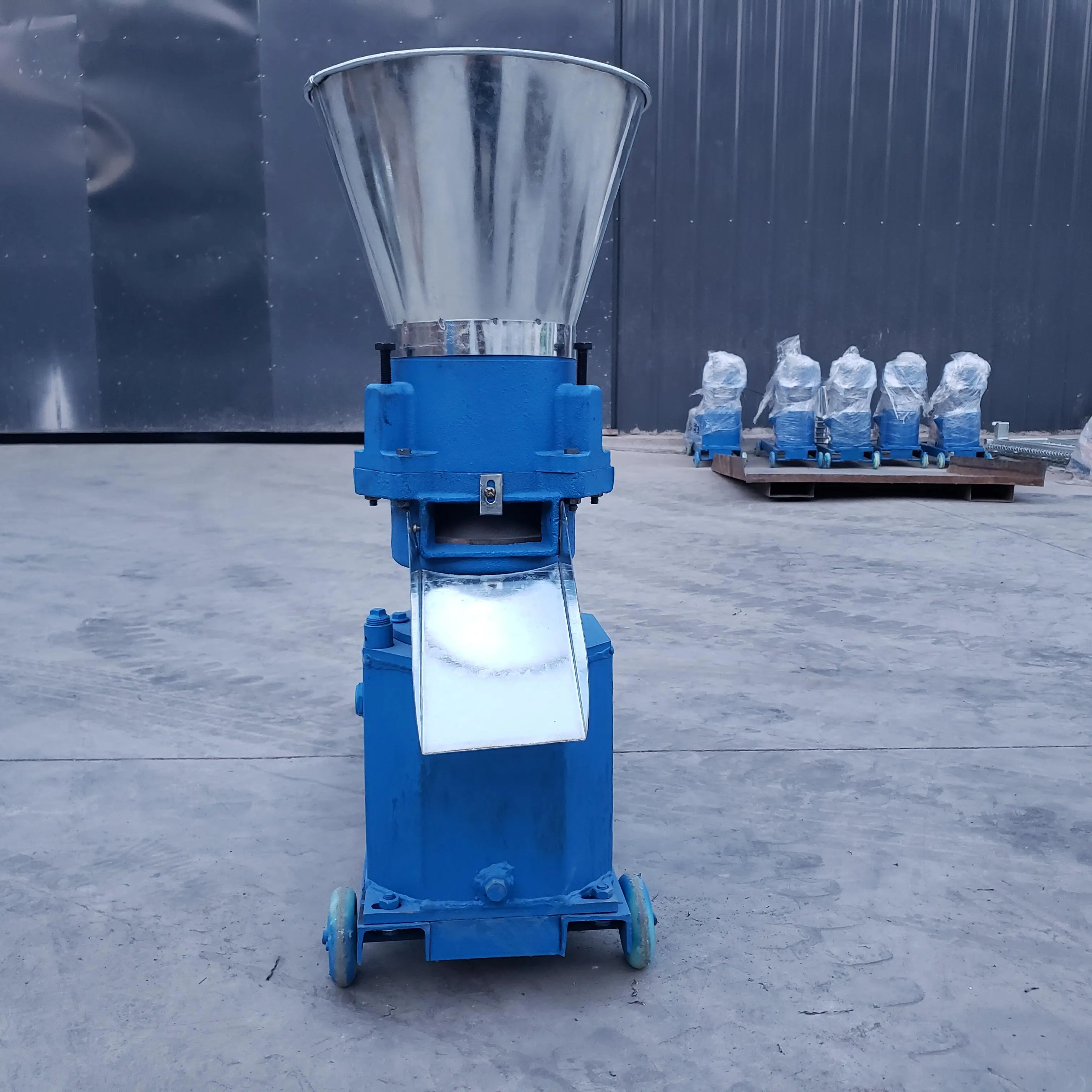 100-200kg/h feed pellet mill machine with mini pellet machine pelletizer