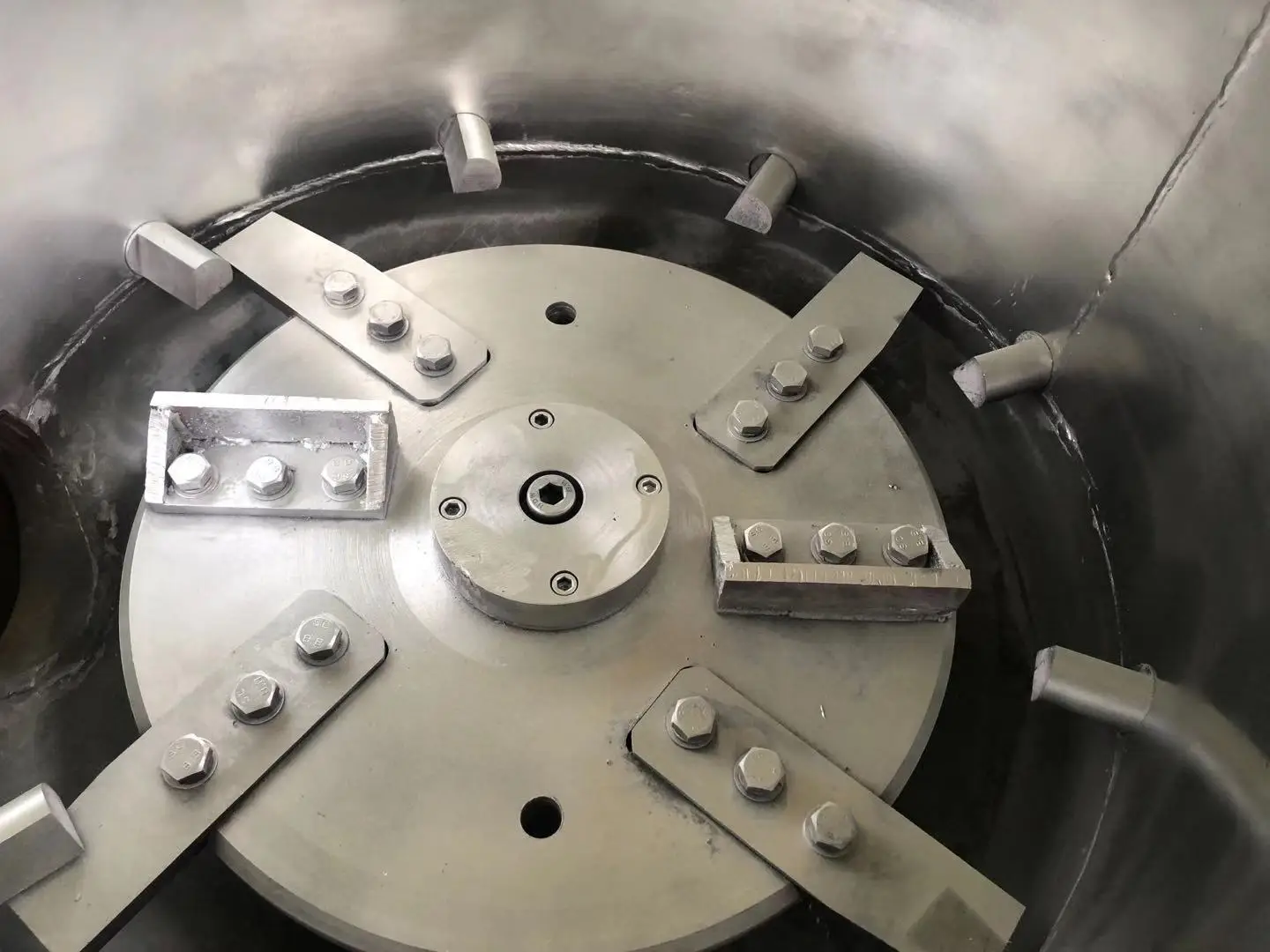 Plastic film woven bag agglomerator with agglomeration/drying/re-crystallization/compounding