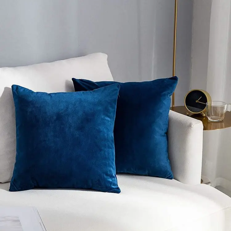 18 x 18 Inch 45 x 45 cm Custom Polyester Square Decorative Pillowcase Luxury Sofa Velvet Cushion Covers