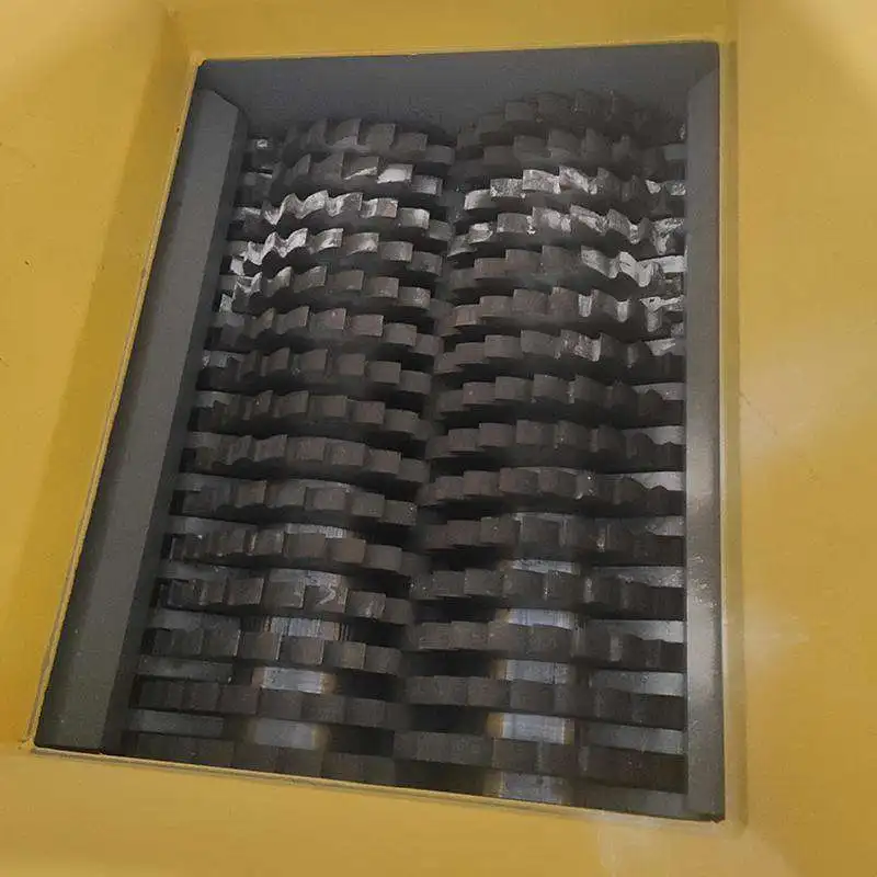 Double Shaft OTR Old Rubber Car Tyre  Industrial Scrap Tire Shredder