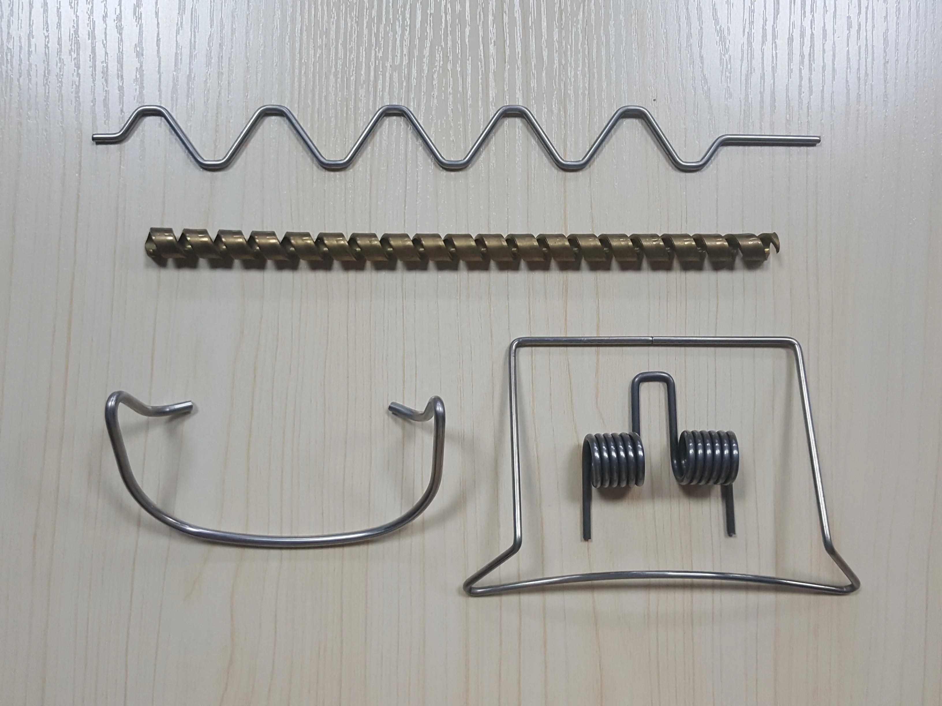 CNC Clamp Spring Making Machine CNC Wire Rotating Spring Forming Machine