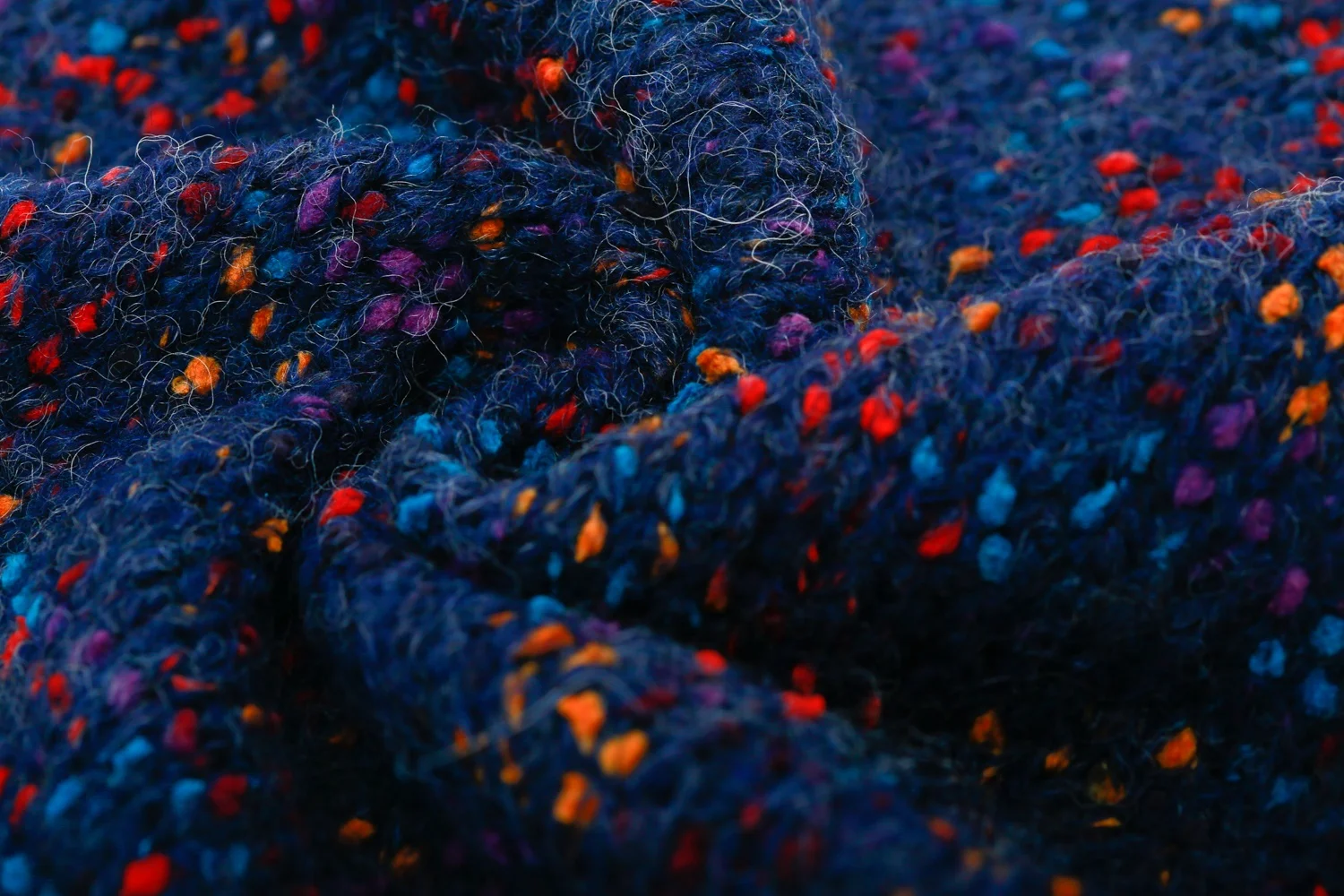 Soft Best Price 70% Acrylic 30% Recycled Polyester Blended Knitting Yarn For Sweater