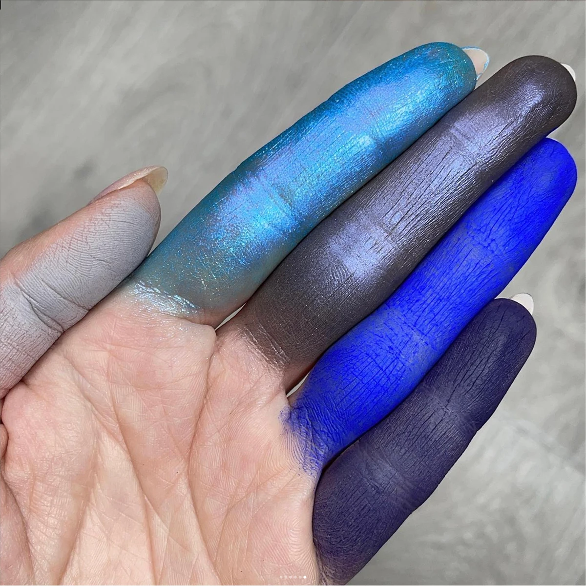 Eye Makeup TALC-FREE Eye Shadow Chameleon Smudge Long-Lasting High Pigment BLUE Eyeshadow