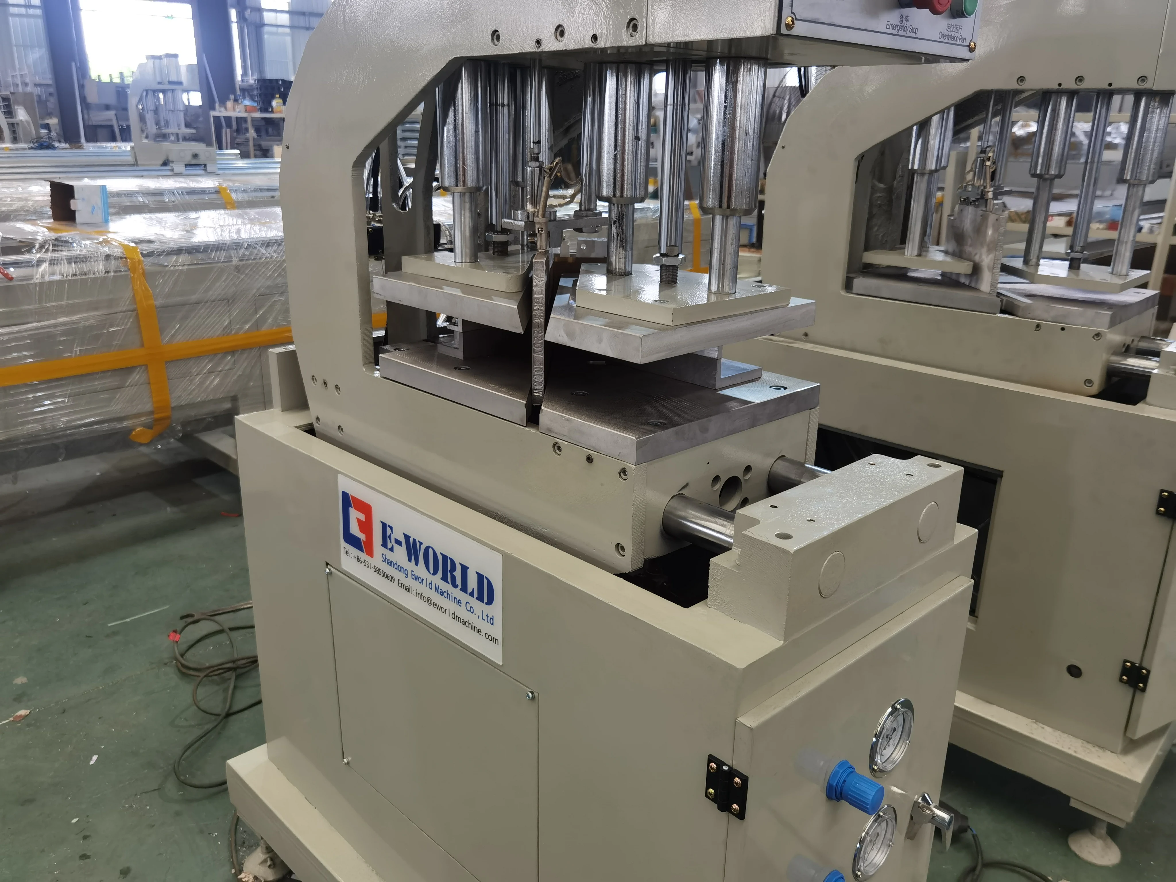 UPVC PVC windows welding machine