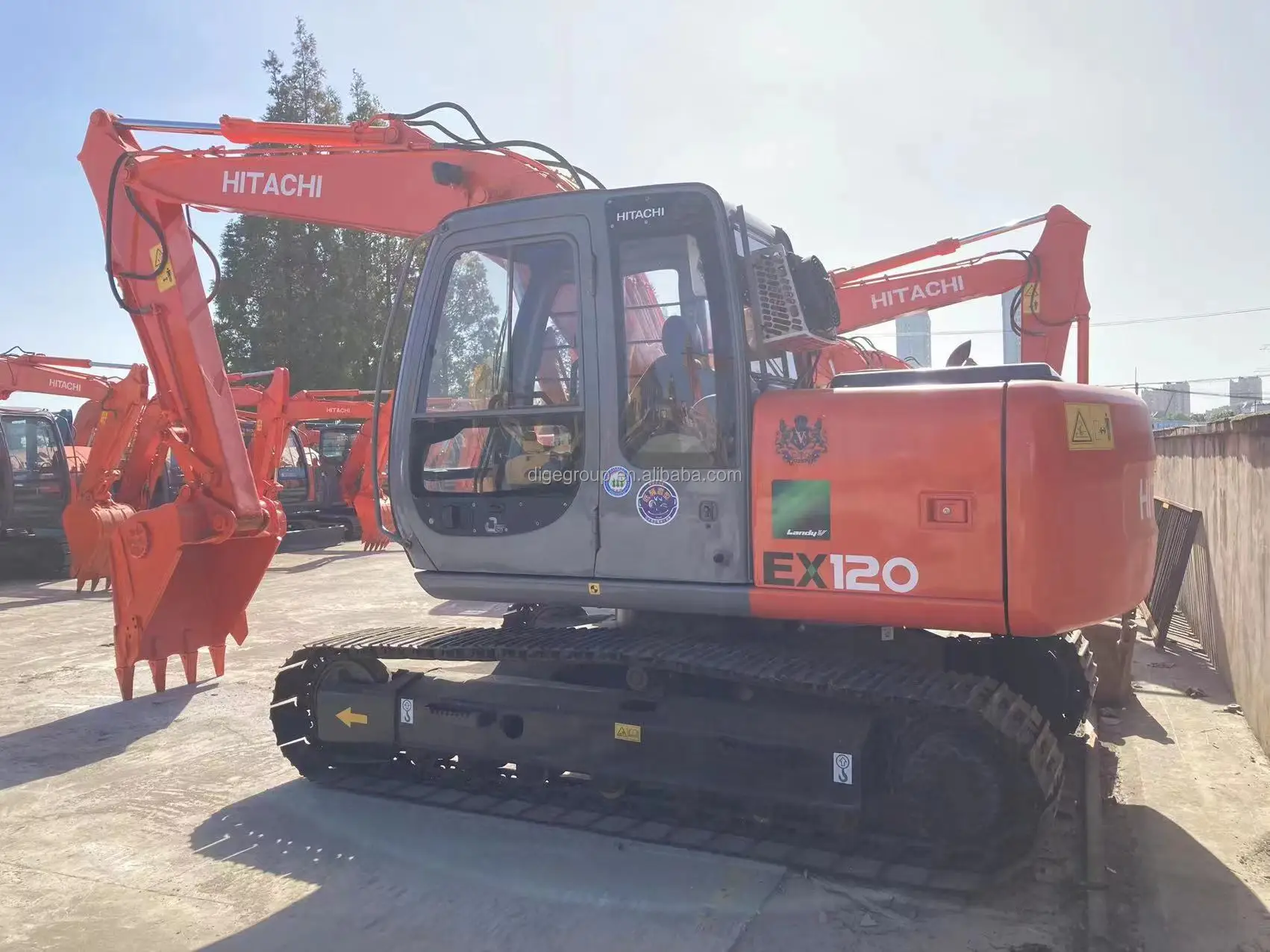 Б/у Hitachi EX120-5 экскаватора