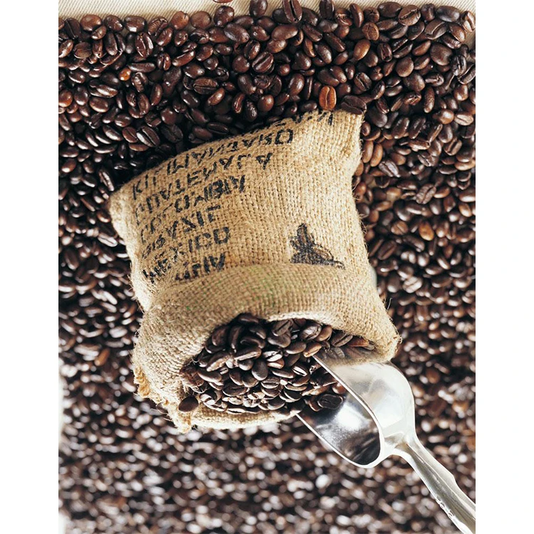 Высококачественные 100% Необработанные жареные кофейные зерна стандартного культивирования