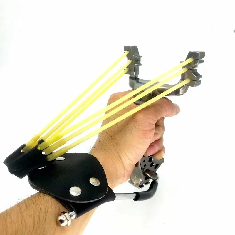 Foldable strong magnetic slingshot and rubber band slingshot outdoor shooting and hunting slingshot