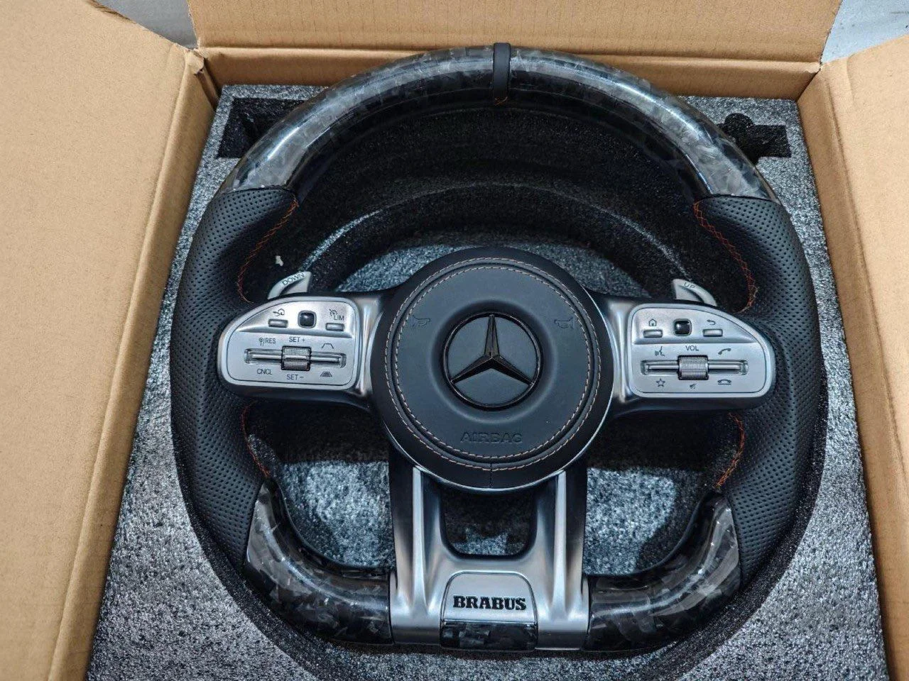 Car Steering Wheel For Mercedes-Benz CLASS W205 W204 W222 W463 W464 AMG GLA GLC CLS CLA Carbon Fiber Steering Wheel